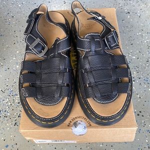 New! Dr. Martens Fisherman Sandals Men’s US 11 /Women’s US 12
